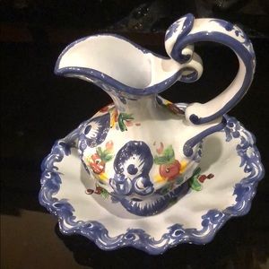 Portuguese Ewer Pitcher Vestal Alcobaca Hand Painted